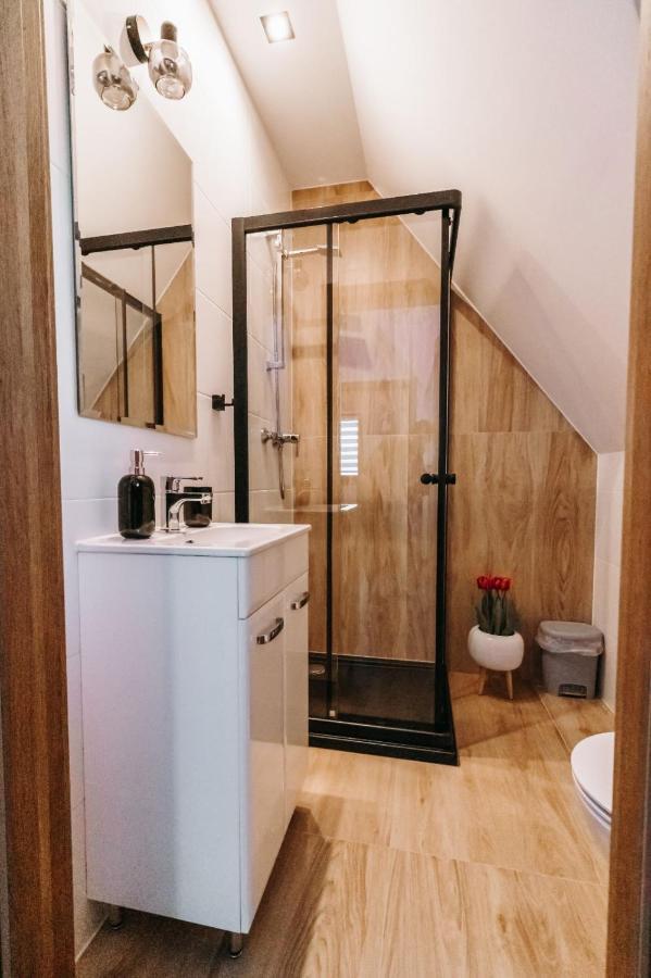 Stylove Domki Banska Nizna Domki Z Jacuzzi Exterior photo
